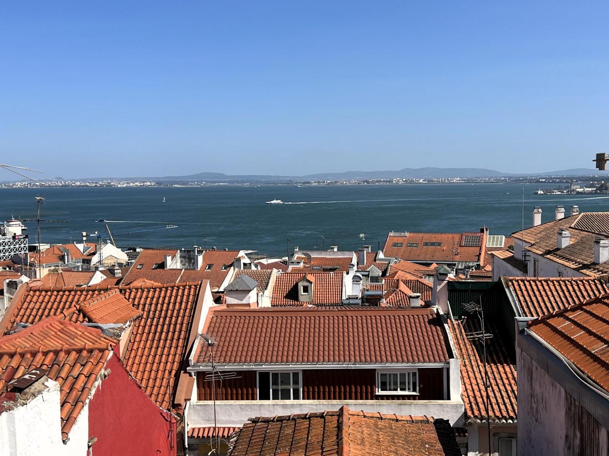 Machadinho Modern * Lisbon